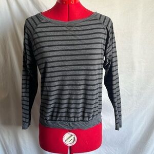 XS160 Nevada horizontal striped hip length long sleeve